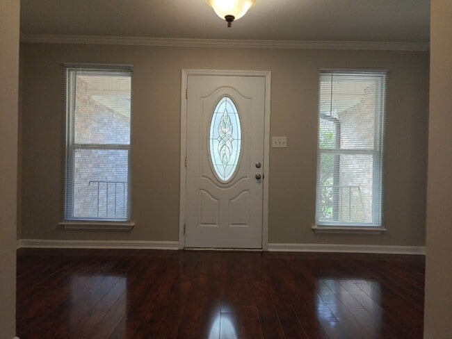 Photo - Charming 3-bedroom, 2-bath home with Garage in Columbia County!