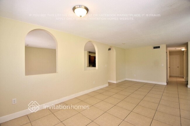 Photo - 1095 SW 135th Pl