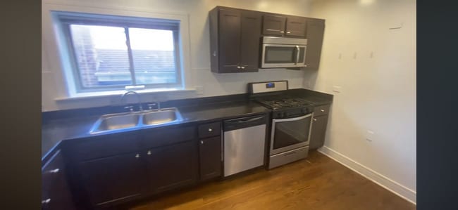 Photo - 2528 W Fitch Ave Unidad 3