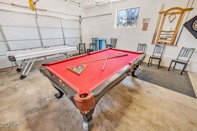 Photo - 1360 Mark Ave