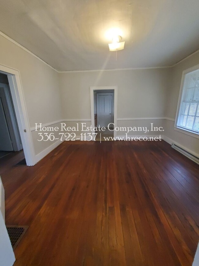 Photo - 920 N Jackson Ave