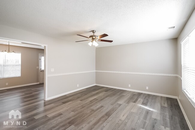Photo - 5010 Boyd Dr