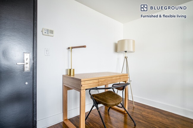 Photo - 833 N Edinburgh Ave Unidad FL3-ID385