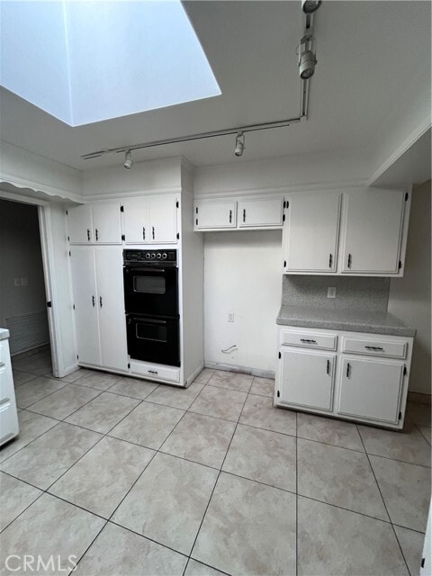 Photo - 43052 Charlton Ave