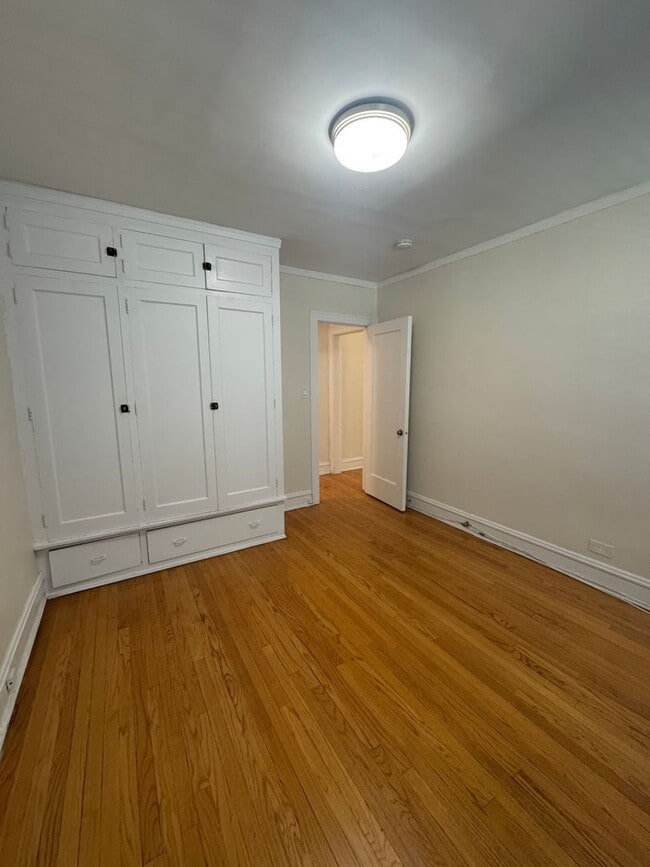 910 Judson