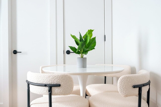 Photo - 403 E 69th St Unit FL4-ID1022032P