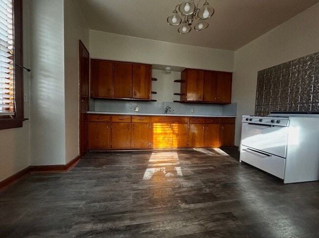 Building Photo - 2359 S KK Ave Unit 2359 Rear lower