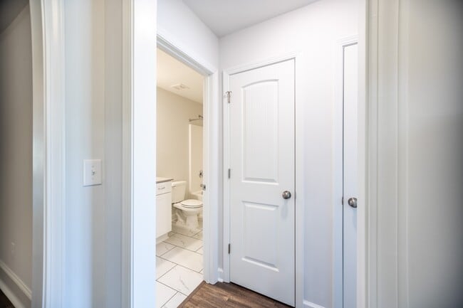 Photo - 7172 Paisley Cir