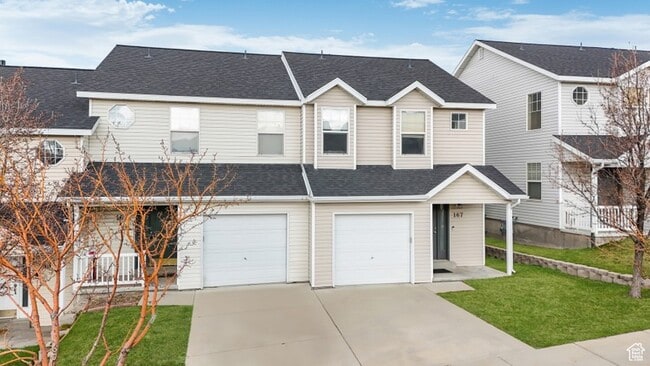 Building Photo - 167 Flowerfield Dr