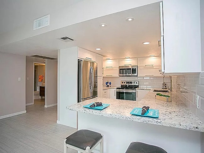 Photo - 7940 E Camelback Rd Unit 307