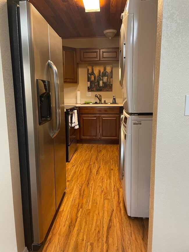 2611 Palmer Ct Unit 1