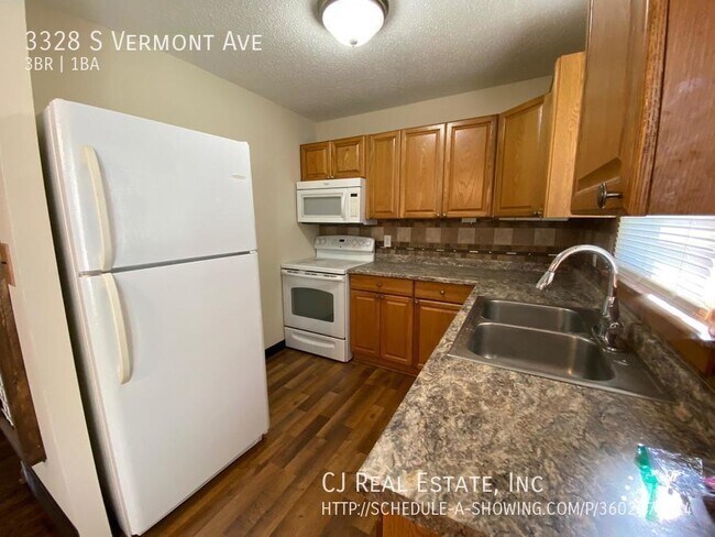 Photo - 3328 S Vermont Ave