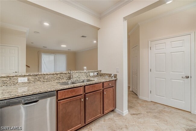 Photo - 2740 Blossom Wy