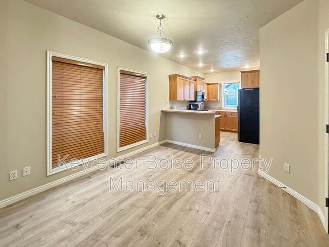 Photo - 1838 S Latah St