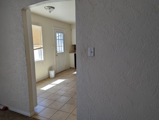 5429 Mountain View Dr