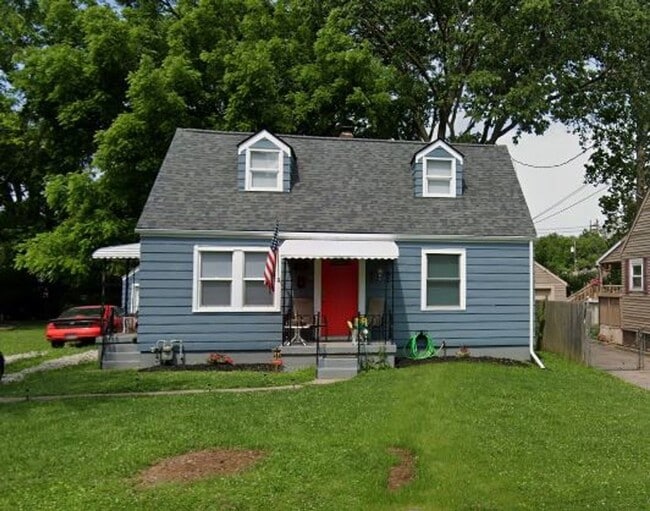 Building Photo - 1732 Carolina St
