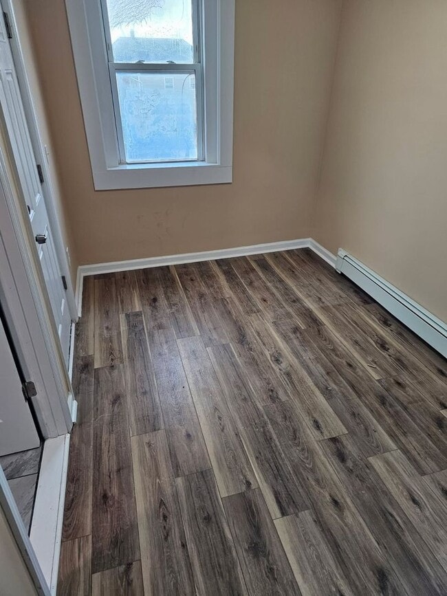 Photo - 58 S Main St