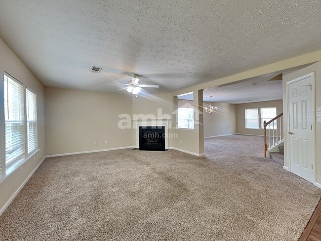 Photo - 574 Leaflet Ives Dr