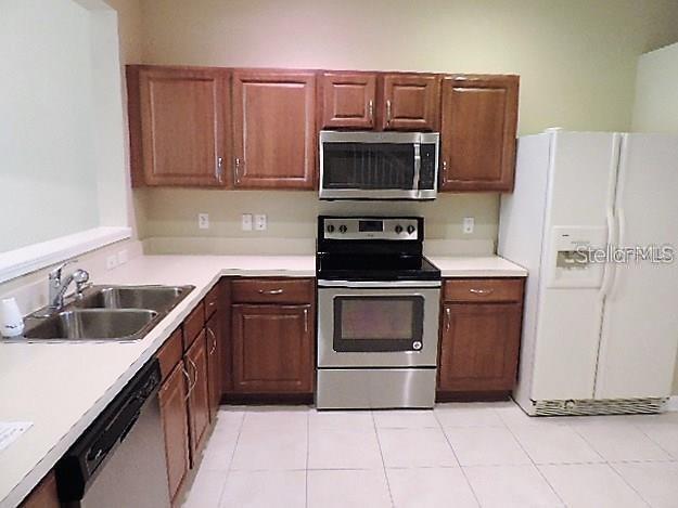 Photo - 7151 83rd Dr E