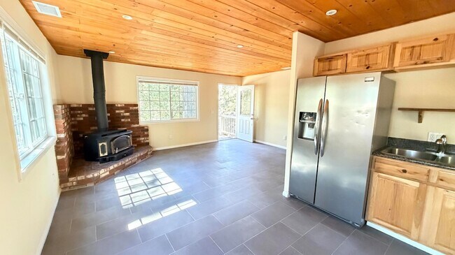 Photo - 52830 Pine Cove Rd