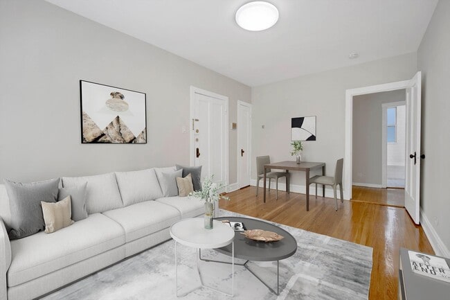 Photo - 4744 W Roscoe St Unit 2