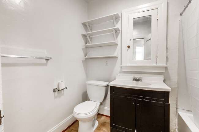 1154 W 27th St Unit 1154