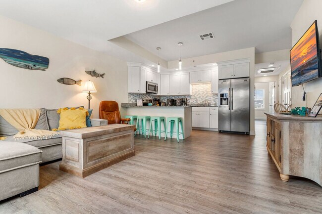 Photo - 128 Ashworth Ave Unidad FL3-ID1333608P