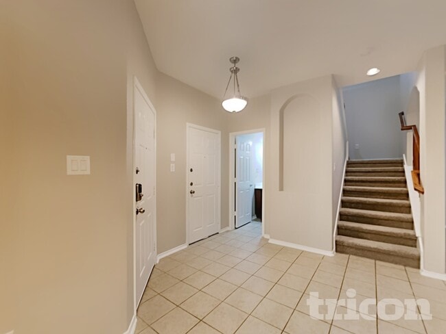 Photo - 3802 Bogie Way