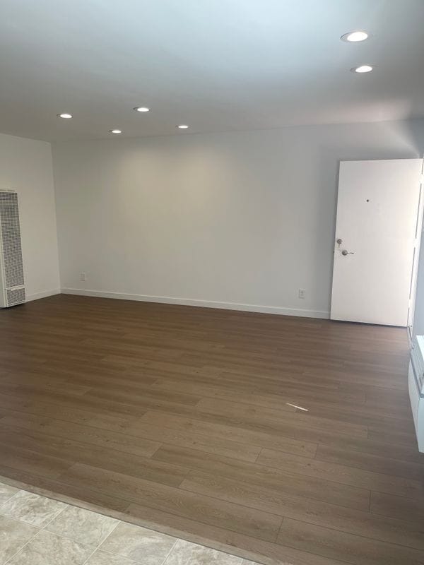 Photo - 744 Pier Ave Unidad 1