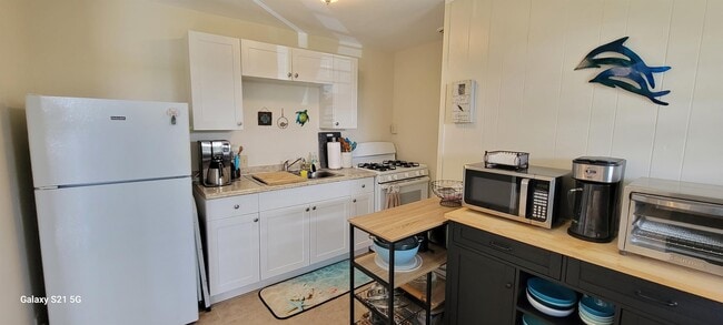 Photo - 485 Waianuenue Ave