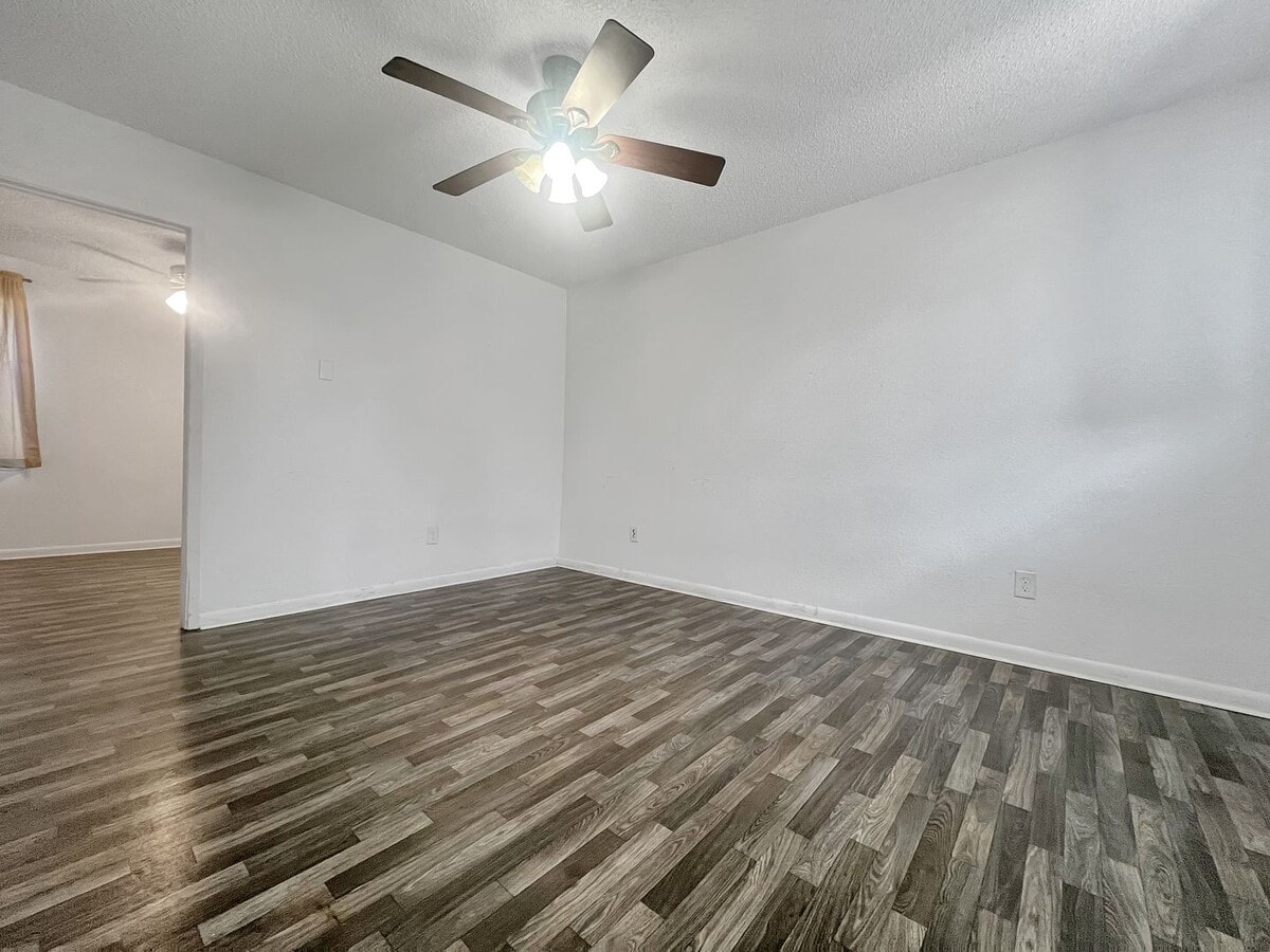 Photo - 100 Allen St Apartment Unit D