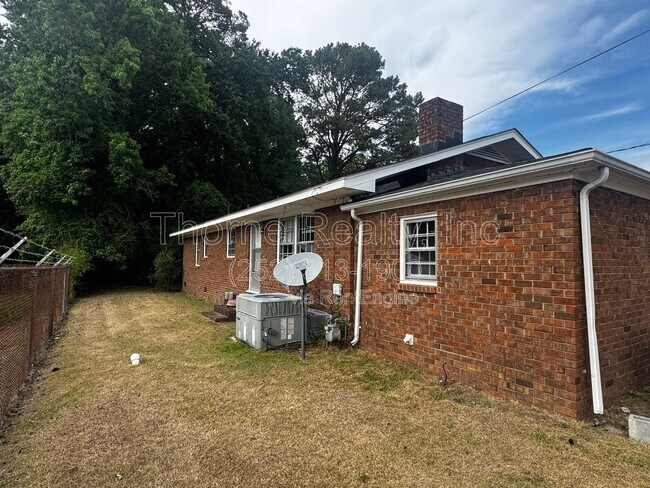 Photo - 3920 Sunset Ave
