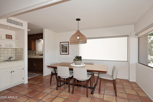 Photo - 1725 Staghorn Ln