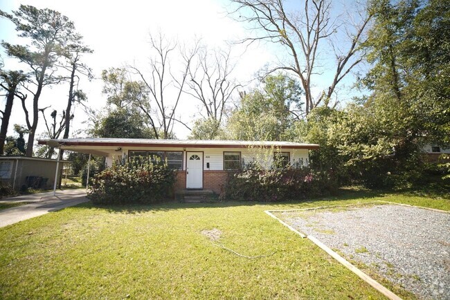 Building Photo - 318 Meadowbrook Ln Rental