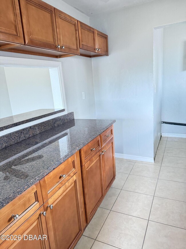 Photo - 548 S Caroline St