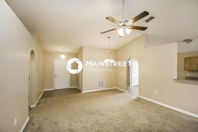 Photo - 3 Bedroom Pet-Friendly Home in Jacksonvill...