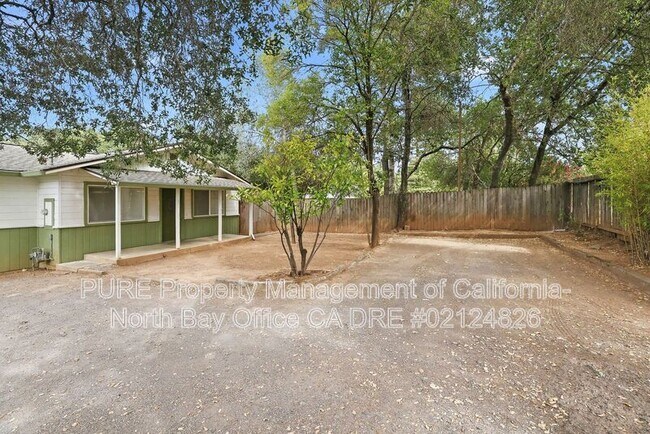 Photo - 1040 S Cloverdale Blvd