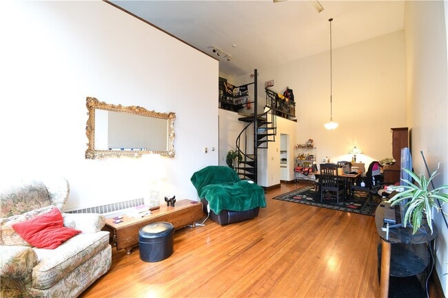 Photo - 94 Averill Ave