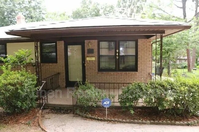 Photo - 949 Howard St