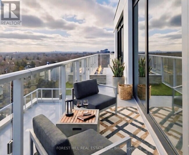 Photo - 2020 Bathurst St Unit 908