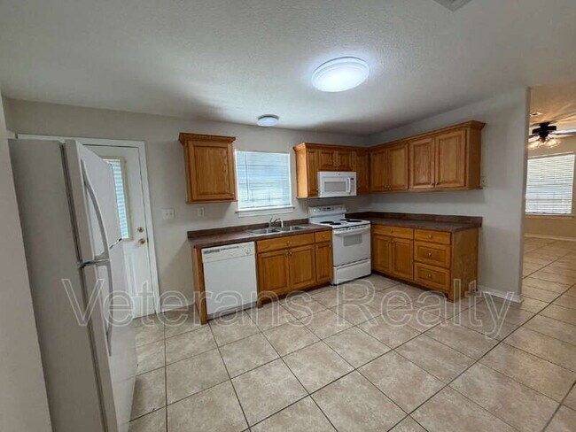 Photo - 11126 Gorenflo Rd