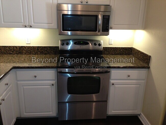 Photo - 9263 Regents Rd Unit B209
