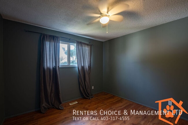 Photo - 2 Bedroom Main Floor, UTILITIES INCLUDED