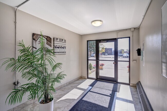 Photo - Dawson Rd Apartments