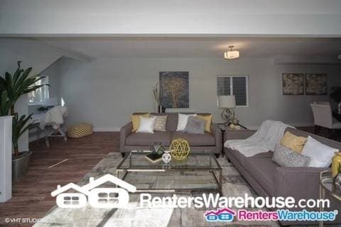Photo - 4142 Chase St
