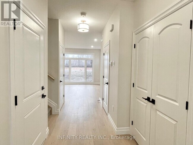 Photo - 220 Bowman Dr.