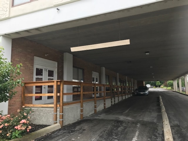 OUT WEATHER - 5600 Market St