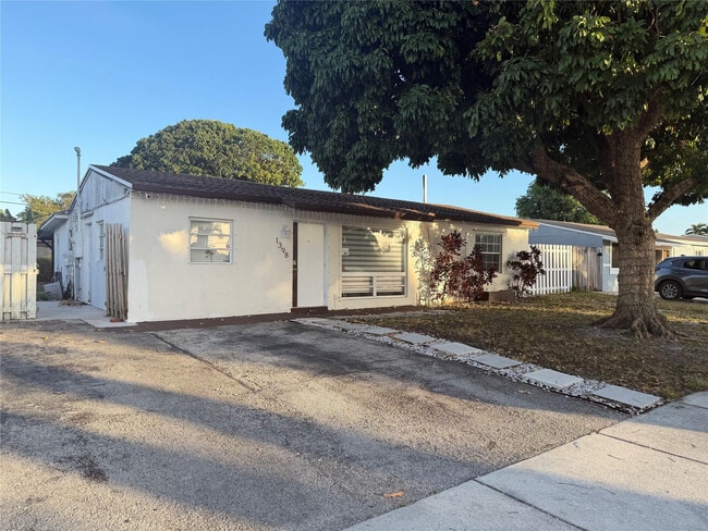 Photo - 1398 SW 47th Terrace