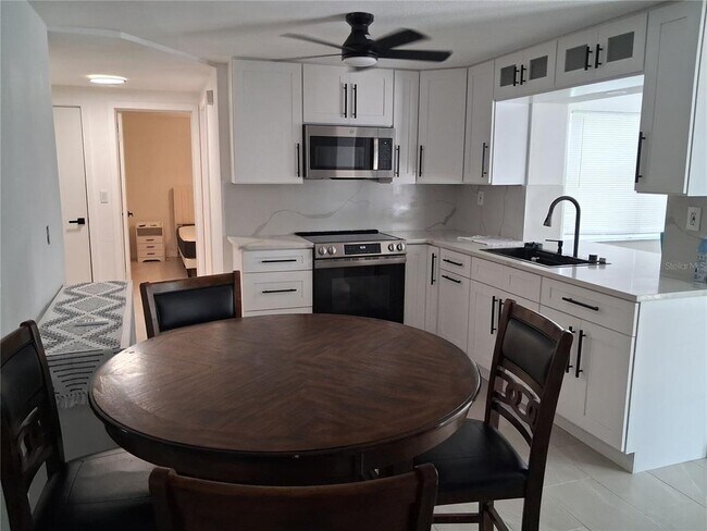 Photo - 8846 Chilton Dr