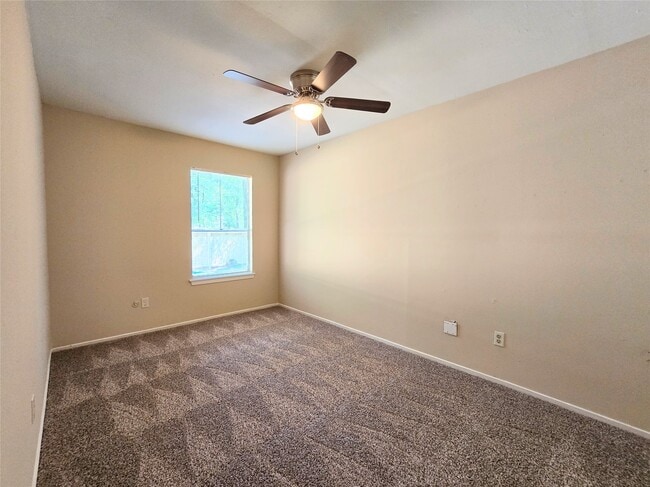 Photo - 2602 N Red Cedar Cir